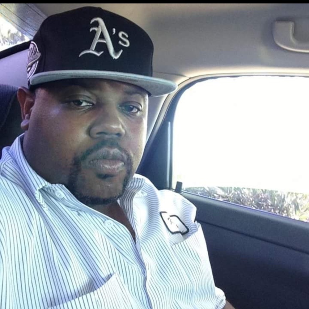 Meet your Posher, Khary